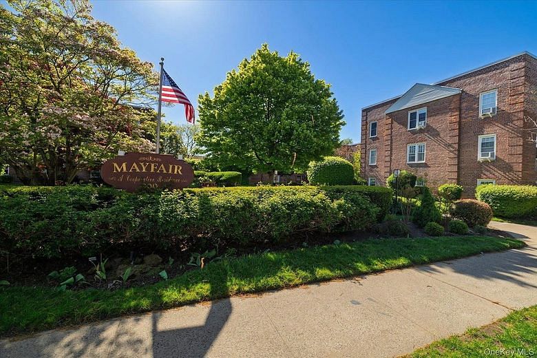 200 N Village Avenue #F6