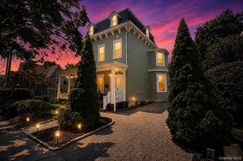 200 Nelson Avenue