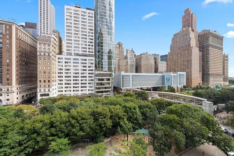 200 Rector Place #8N