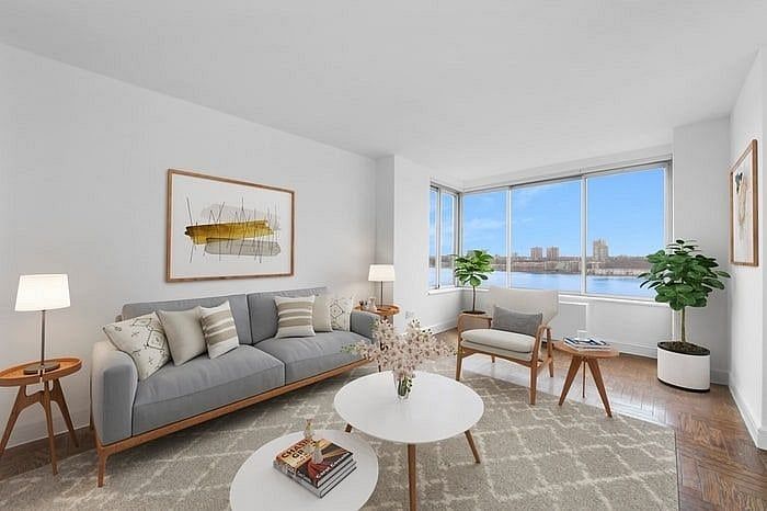 200 Riverside Boulevard #7A