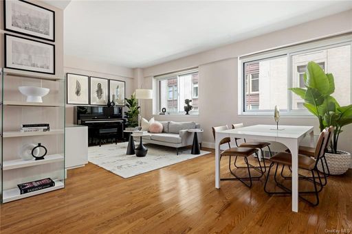 Image 1 of 13 for 200 W 24th Street #7B in Manhattan, New York, NY, 10011