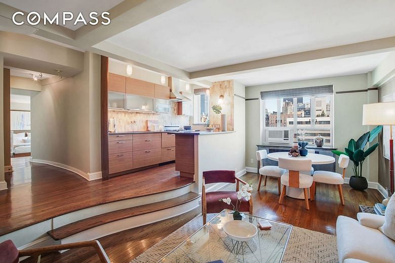 200 West 20th Street #1409/10