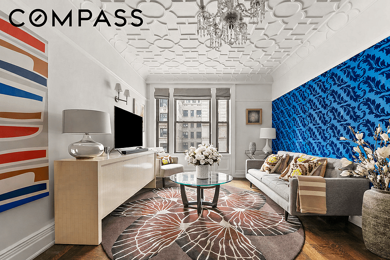 200 West 54th Street #10D