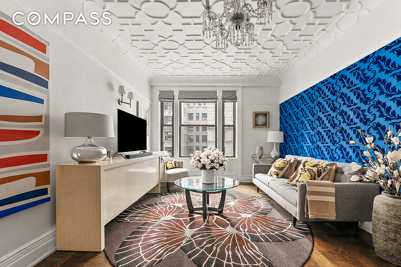 200 West 54th Street #10D