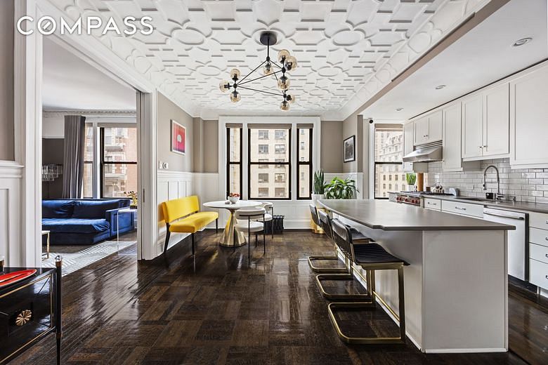 200 West 54th Street #10F