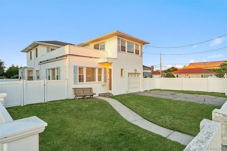 2000 Ocean Boulevard