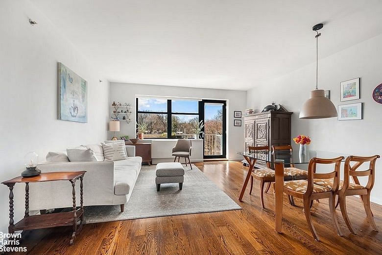 2002 Fifth Avenue #4C