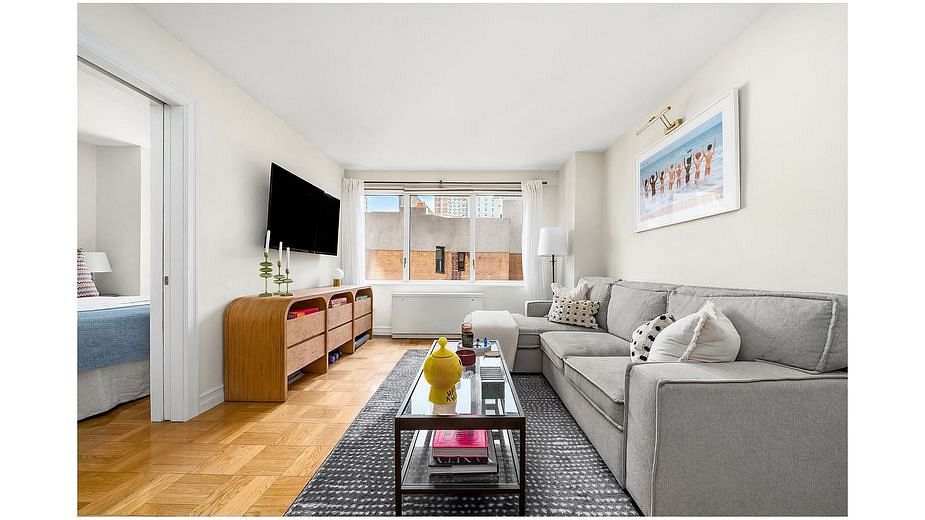 201 East 25th Street #6K