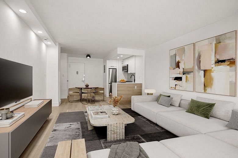 201 East 25th Street #7G