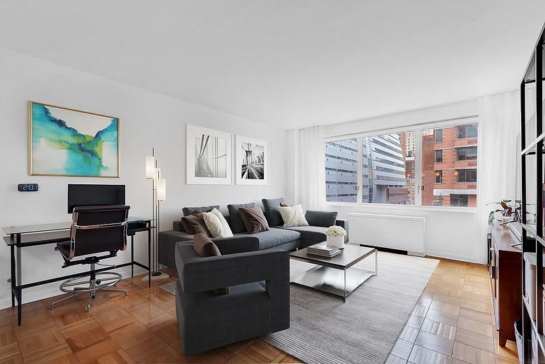 201 East 25th Street #9E