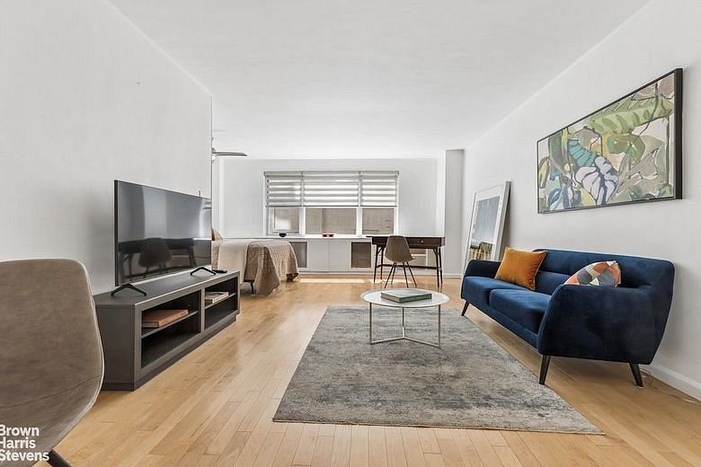 201 East 37th Street #5A