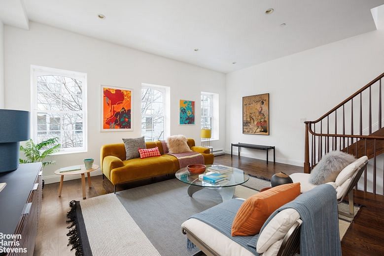 201 Huntington Street #3