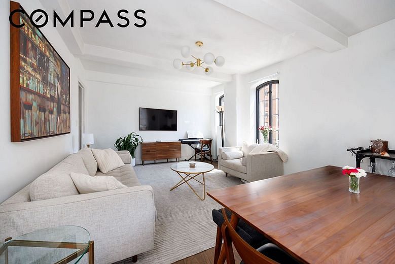 201 West 16th Street #4B
