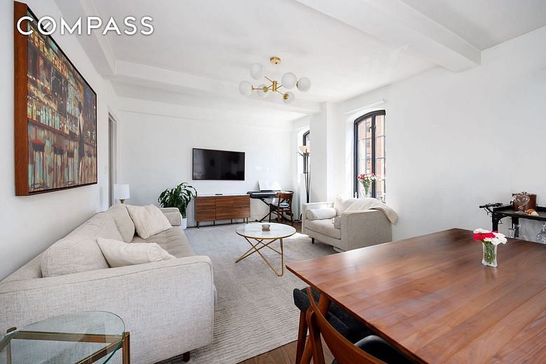 201 West 16th Street #4B