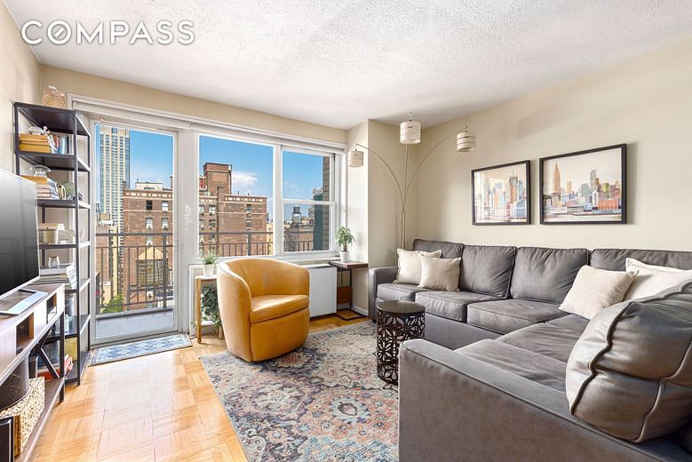 201 West 70th Street #17A