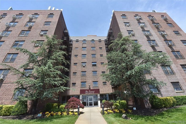 202-35 Foothill Avenue #A42
