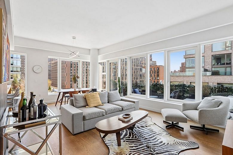 202 Broome Street #7M