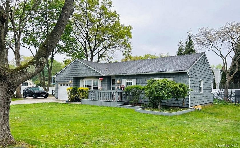 2020 Julia Goldbach Avenue