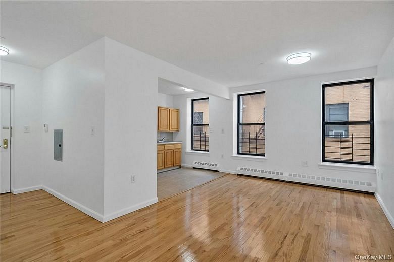 2023 Belmont Avenue #5A