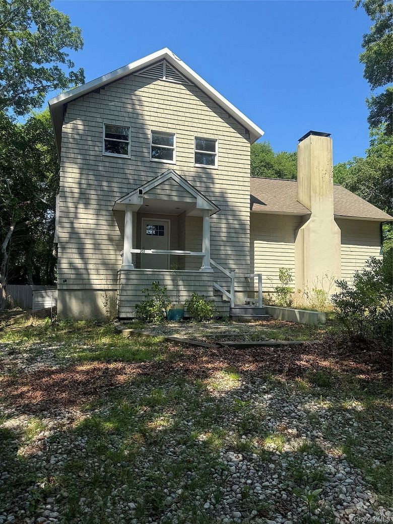 203 Head Of Pond Road