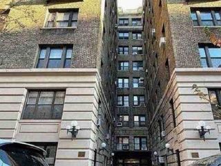Image 1 of 1 for 203 W 81st Street #4E in Manhattan, Out Of Area Town, NY, 10024