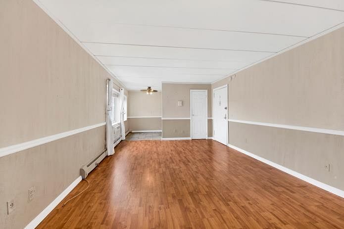 2035 Central Park Avenue #3M