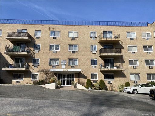 Image 1 of 15 for 2035 Central Park Avenue #LM in Westchester, Yonkers, NY, 10710