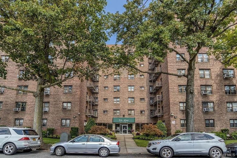 204-15 Foothill Avenue #B77
