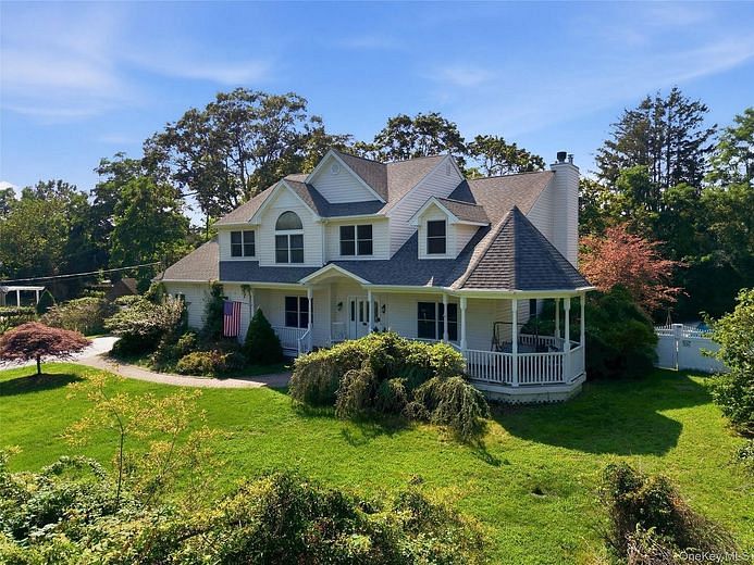 204 Melrose Parkway