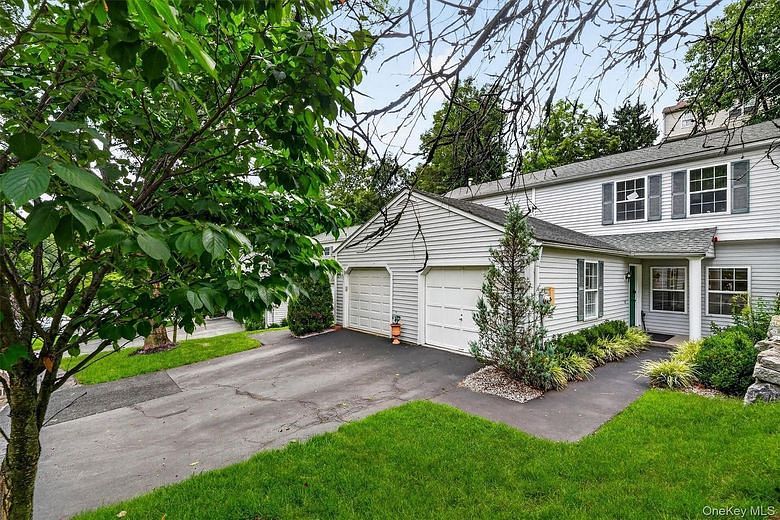 204 Watch Hill Drive