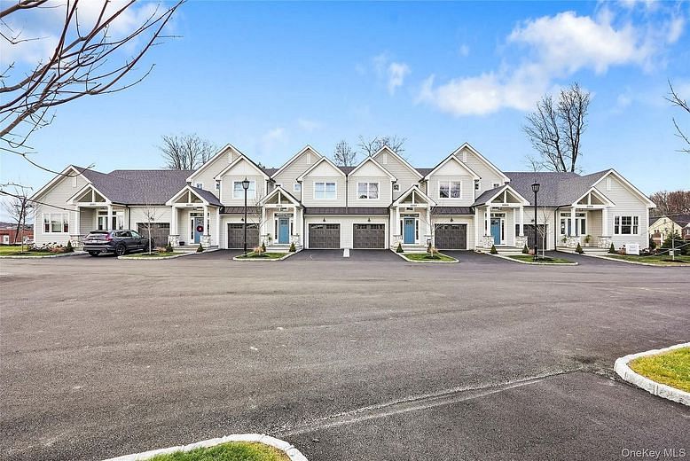 2040 Crompond Road #6