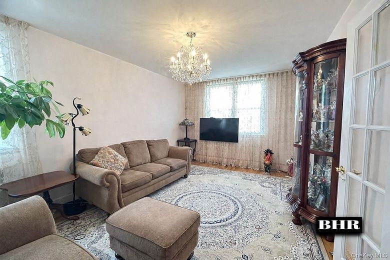 2048 E 58th Street #130F