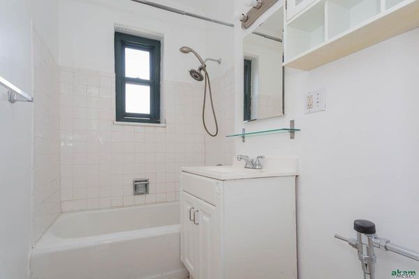 Image 1 of 10 for 78-10 34 Avenue #6 in Queens, Jackson Heights, NY, 11372