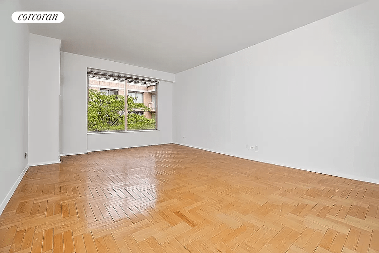 Image 1 of 8 for 205 East 68th Street #T5B in Manhattan, New York, NY, 10065