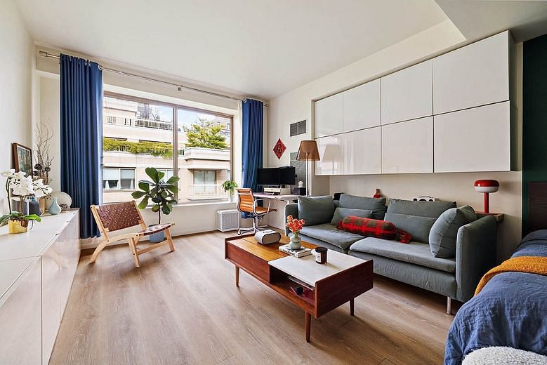 205 East 68th Street #T6C