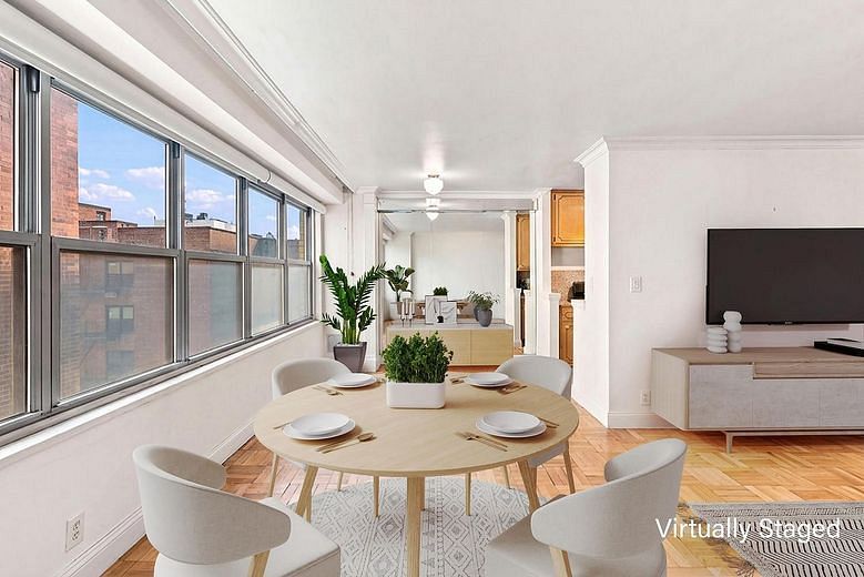 205 Third Avenue #7T
