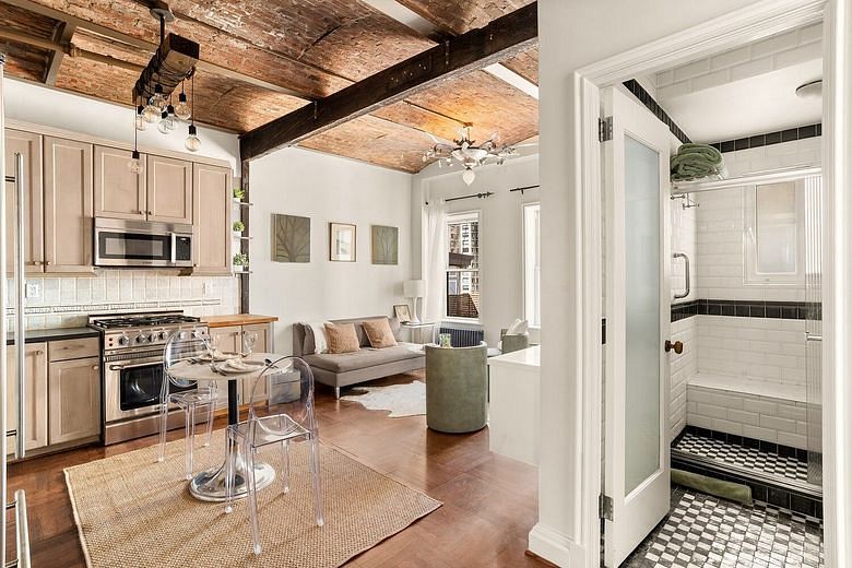 205 West 57th Street #11DB