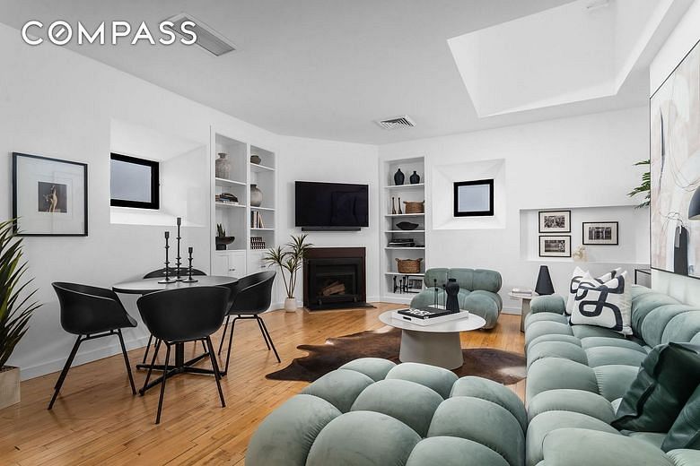 205 West 89th Street #PH8