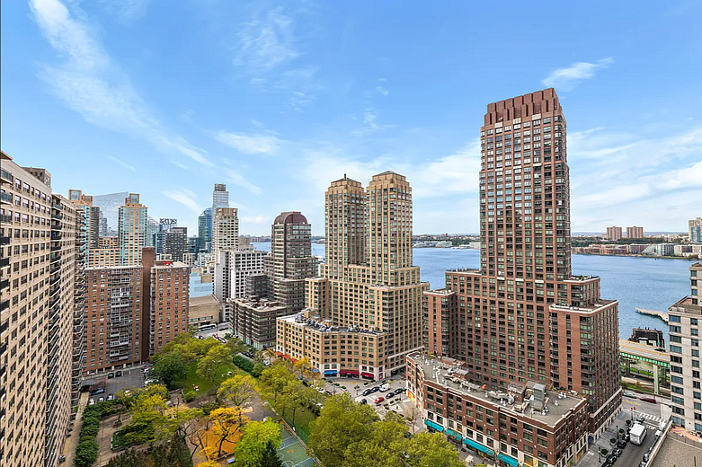 205 West End Avenue #26W