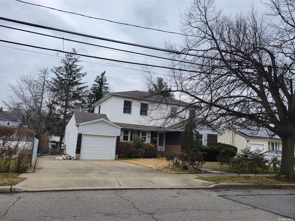 Image 1 of 6 for 2054 Grove Street in Long Island, North Baldwin, NY, 11510
