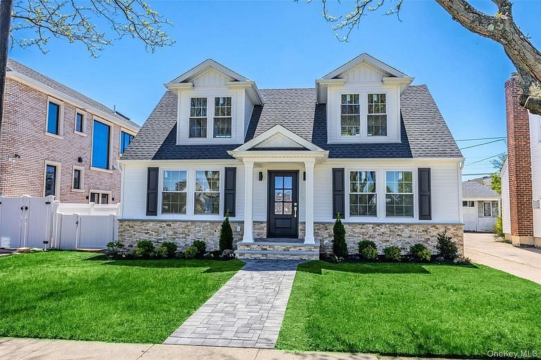 206 Devonshire Drive