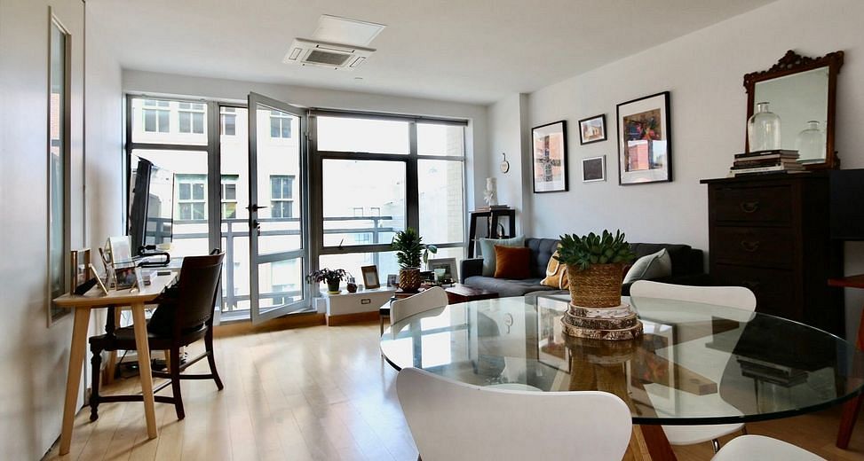 206 Front Street #4DE