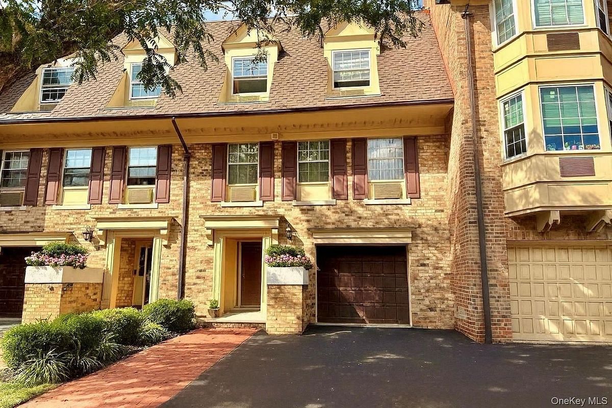 Image 1 of 28 for 20607 Emily Road #3 in Queens, New York, NY, 11360