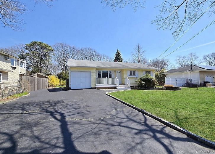 2069 Feuereisen Avenue