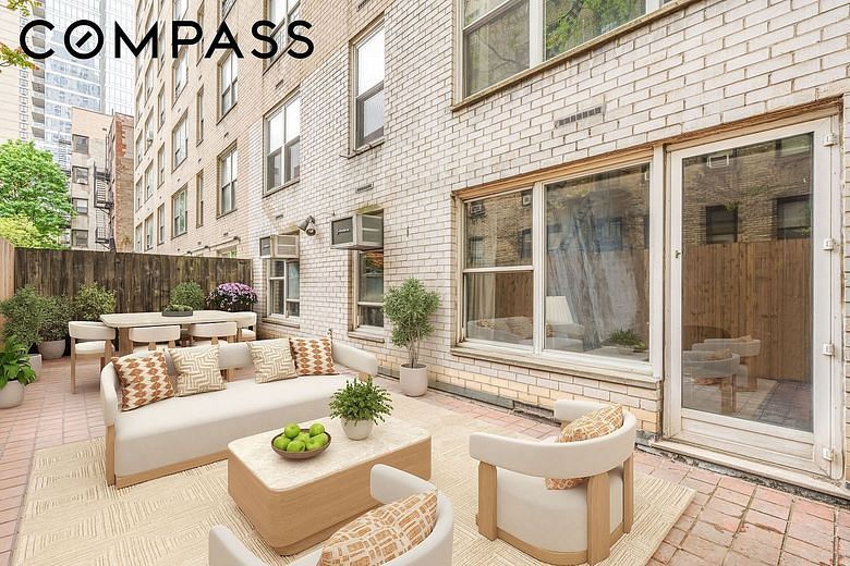 207 East 74th Street #1L