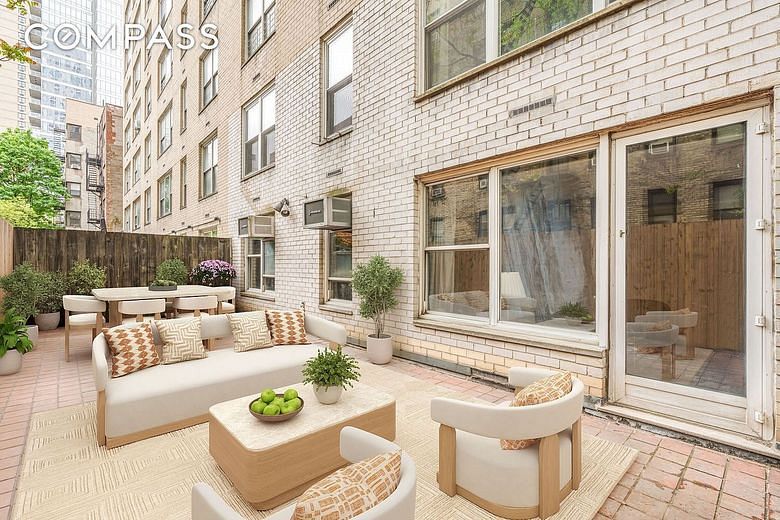 207 East 74th Street #1L