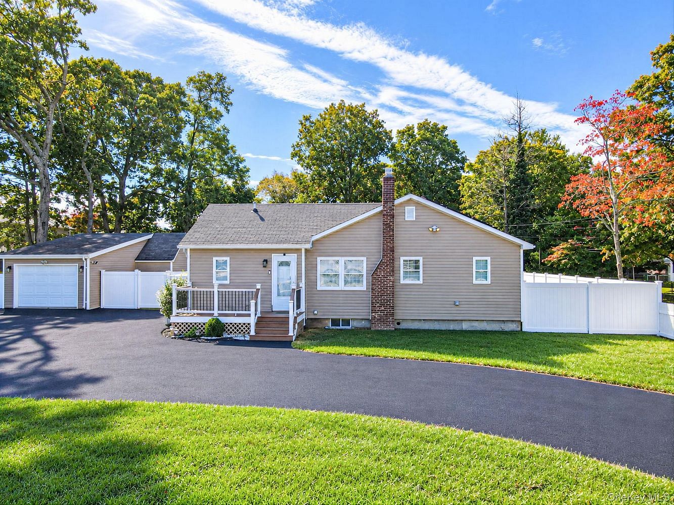 207 Laurelton Drive