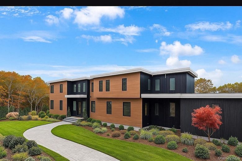 207 Middle Line Highway