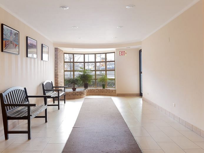 207 Ocean Parkway #1J