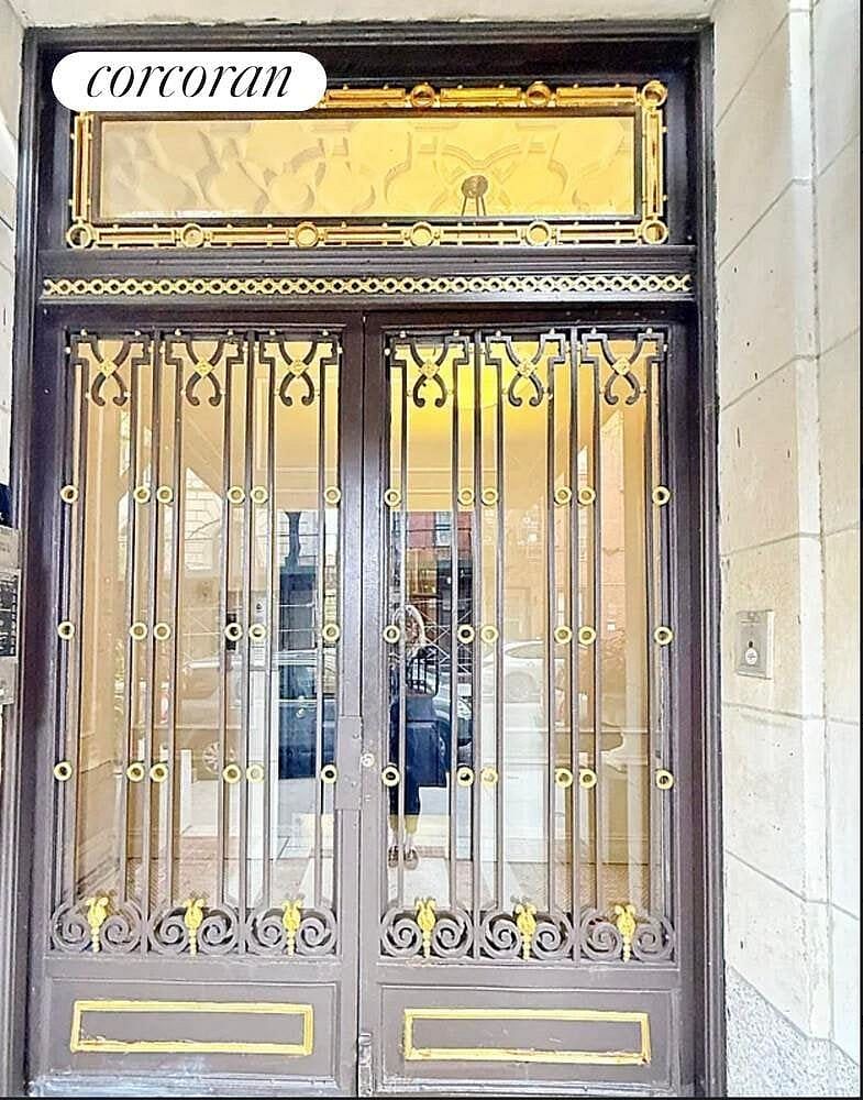 207 West 98th Street #3AA